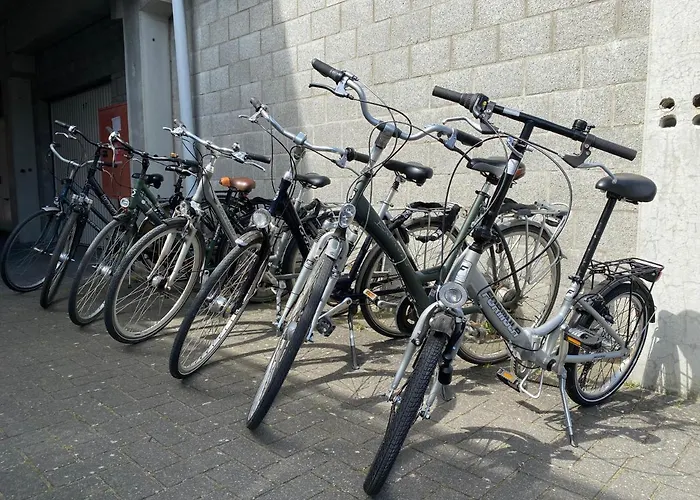 Logies-M Comfort Studios Inc Bikes B&B