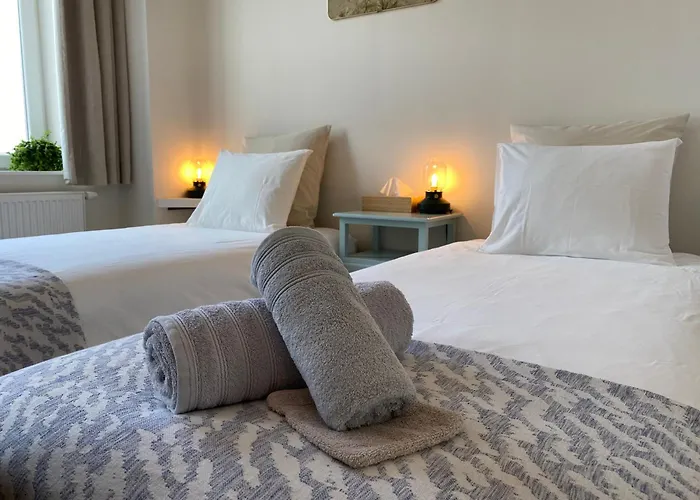 Logies-M Comfort Studios Inc Bikes B&B